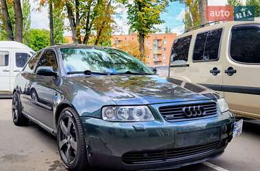 Хэтчбек Audi A3 2000 в Полтаве
