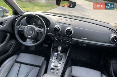 Хэтчбек Audi A3 2015 в 