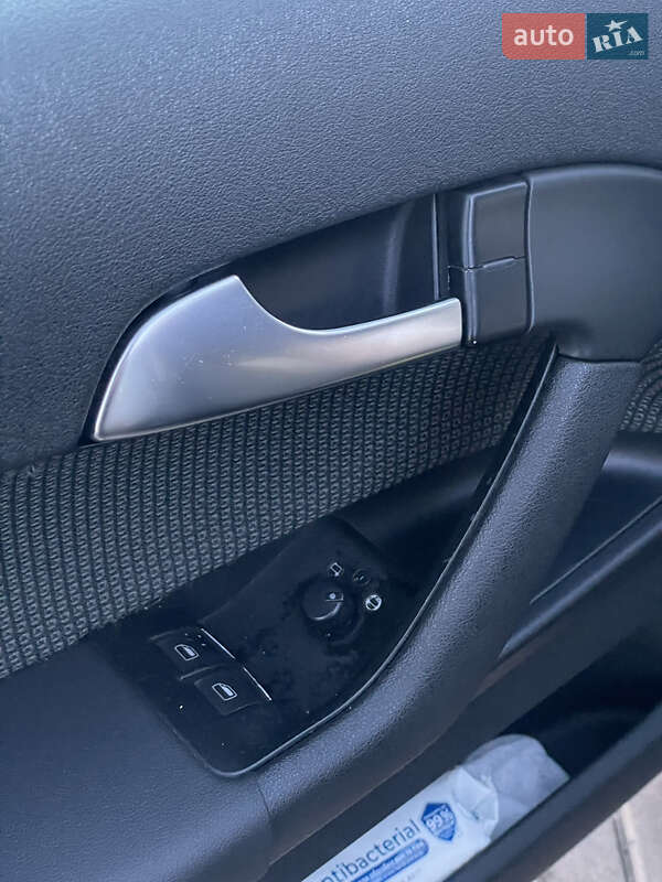 Хэтчбек Audi A3 2003 в Киеве