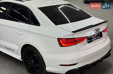 Седан Audi A3 2016 в 