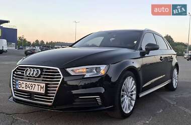 Хетчбек Audi A3 2016 в Львові