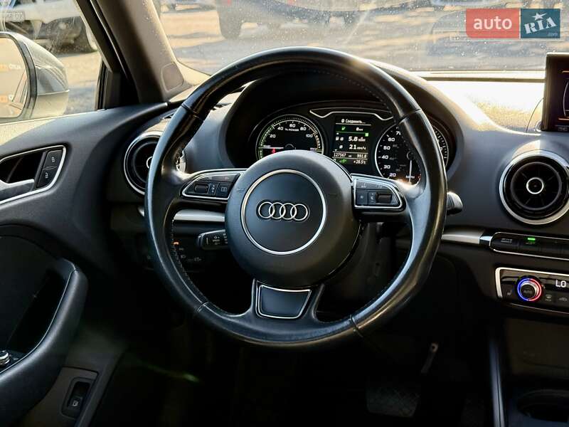 Хетчбек Audi A3 2015 в Харкові фото 14 Хетчбек Audi A3 2015 в Харкові