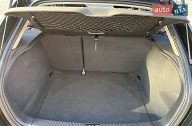 Хетчбек Audi A3 2012 в 