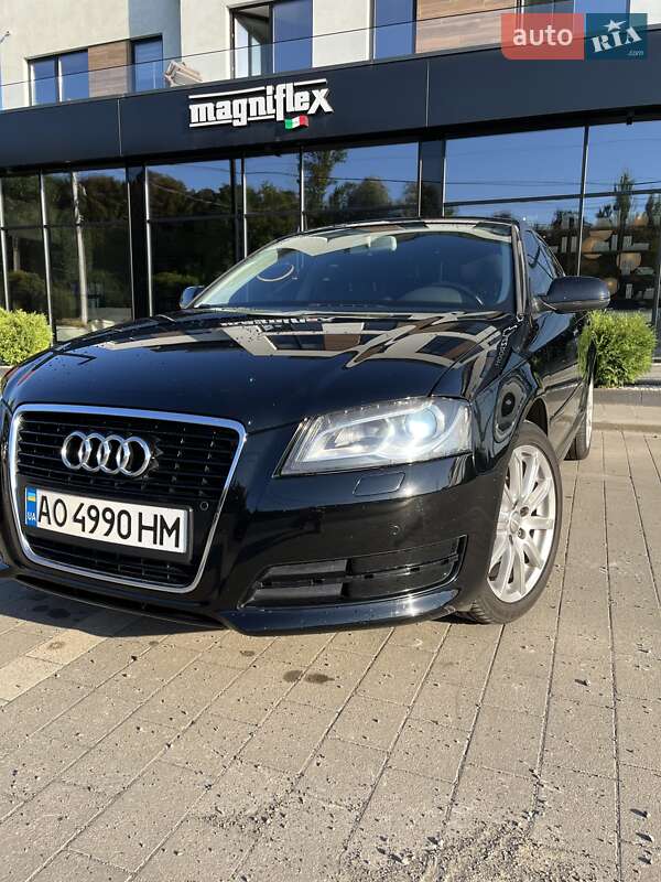 Хетчбек Audi A3 2012 в Ужгороді