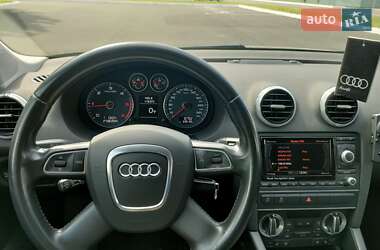 Хетчбек Audi A3 2010 в Івано-Франківську