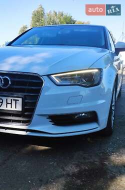 Седан Audi A3 2016 в 