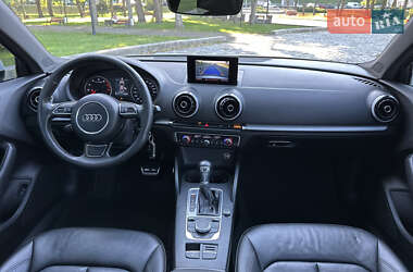Седан Audi A3 2015 в 