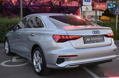 Седан Audi A3 2022 в 