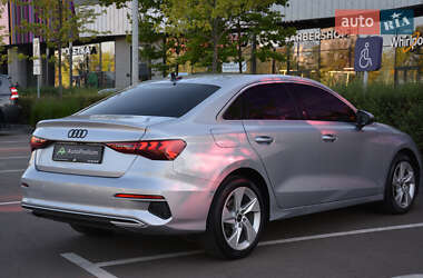 Седан Audi A3 2022 в 