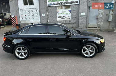 Седан Audi A3 2014 в 