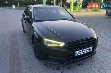 Хэтчбек Audi A3 2014 в 