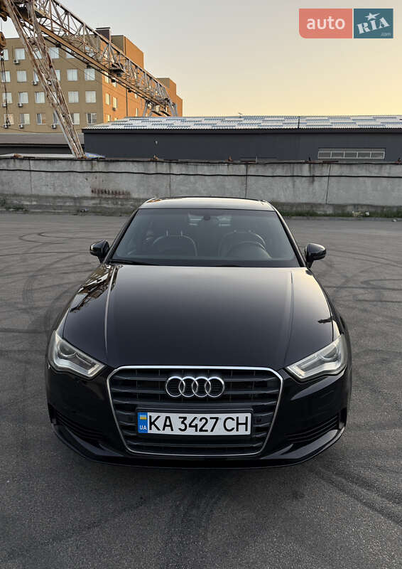 Седан Audi A3 2015 в Києві