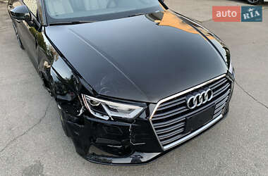 Седан Audi A3 2017 в 