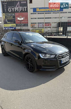 Седан Audi A3 2014 в 