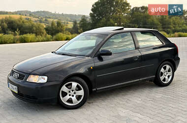 Хэтчбек Audi A3 1998 в 