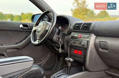 Хэтчбек Audi A3 1998 в 