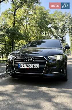 Седан Audi A3 2018 в 
