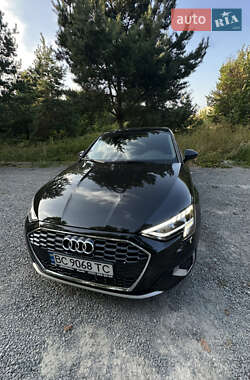 Седан Audi A3 2022 в Львове