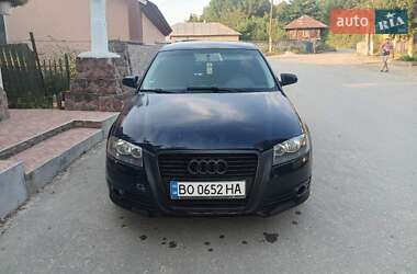 Хэтчбек Audi A3 2004 в 