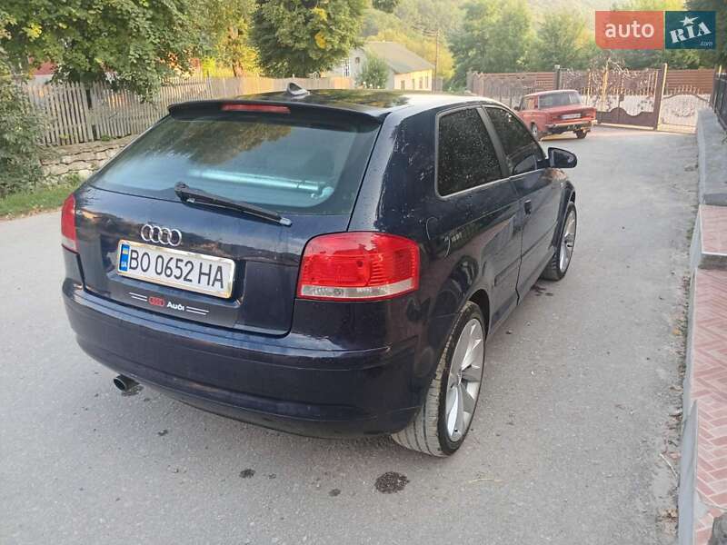 Хэтчбек Audi A3 2004 в Залещиках