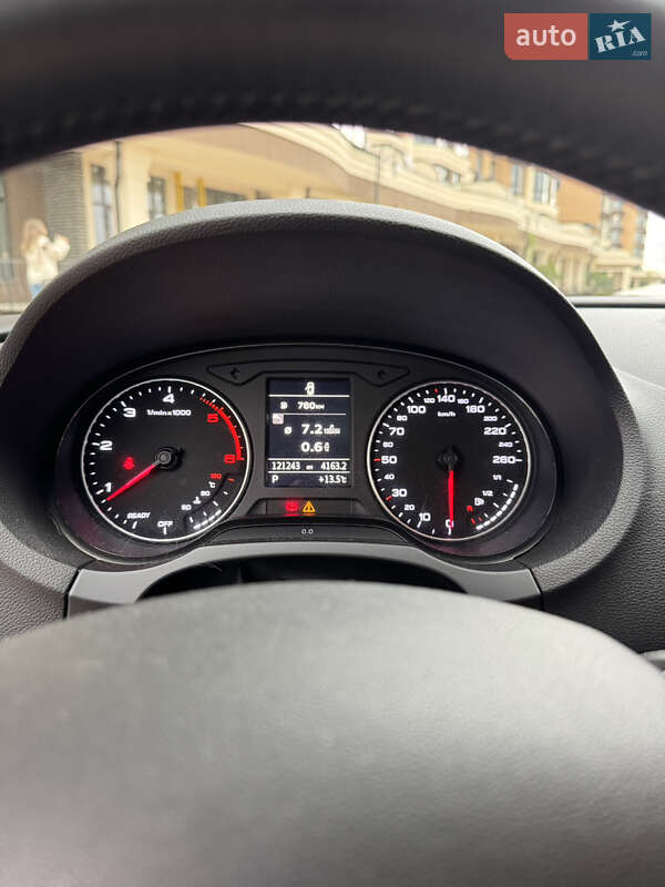 Седан Audi A3 2015 в Києві