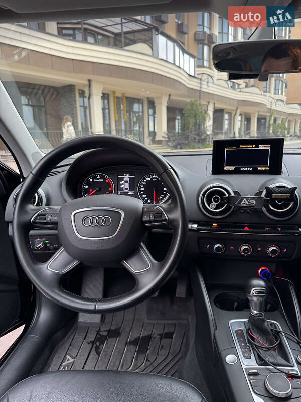 Седан Audi A3 2015 в Києві