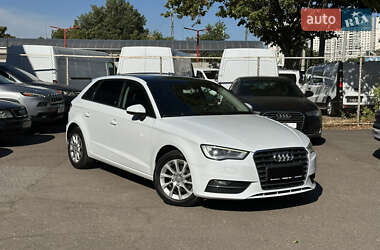 Хетчбек Audi A3 2015 в Одесі