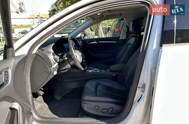 Хэтчбек Audi A3 2015 в 