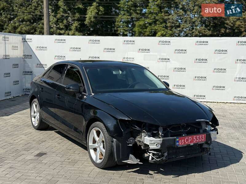 Седан Audi A3 2016 в 