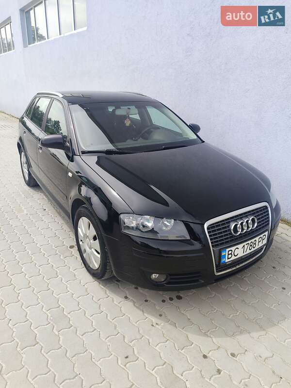 Хэтчбек Audi A3 2007 в 