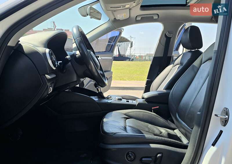 Хэтчбек Audi A3 2015 в Киеве