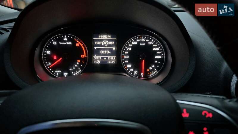 Хэтчбек Audi A3 2015 в Киеве