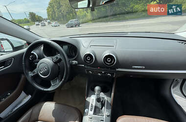 Хэтчбек Audi A3 2015 в 