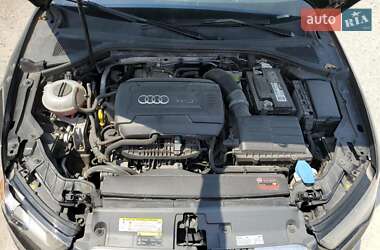 Седан Audi A3 2015 в 