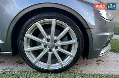Седан Audi A3 2015 в 