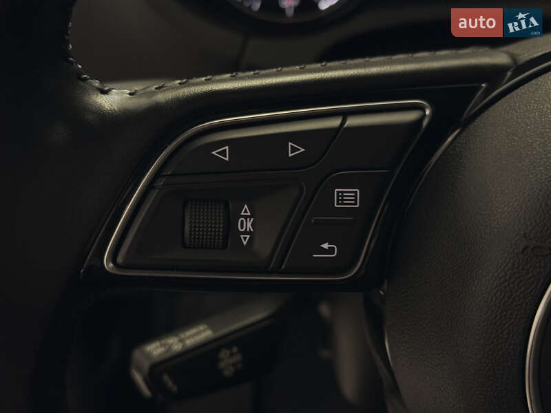 Седан Audi A3 2018 в Николаеве