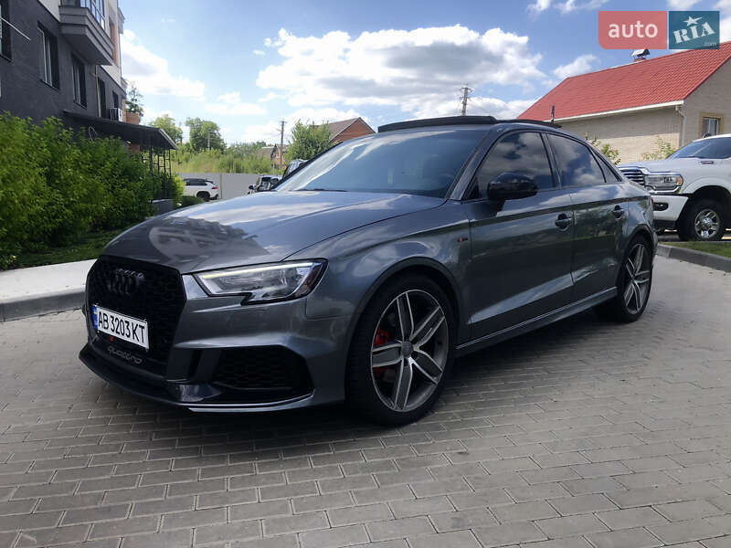 Седан Audi A3 2017 в Виннице