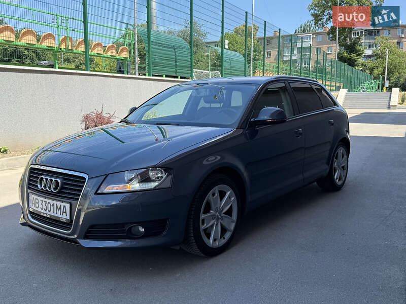 Хэтчбек Audi A3 2008 в 