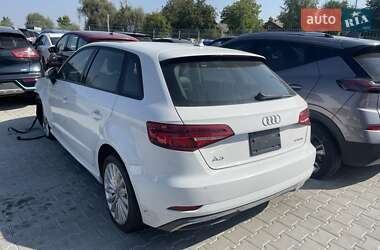 Хэтчбек Audi A3 2018 в 