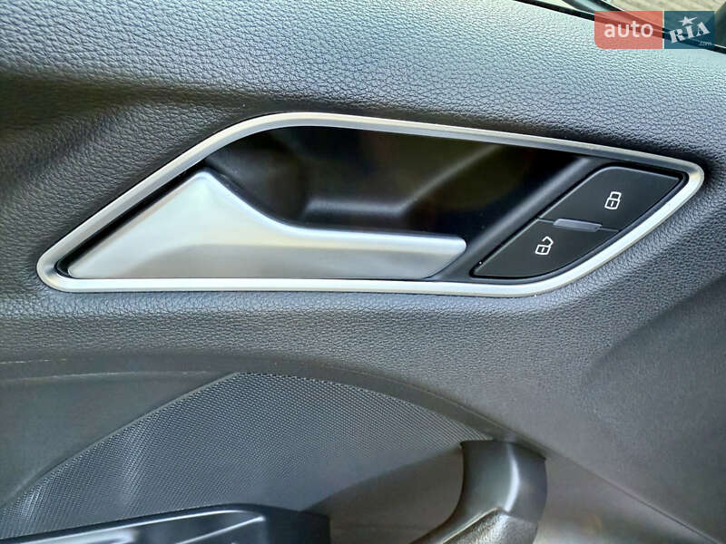 Седан Audi A3 2015 в Киеве