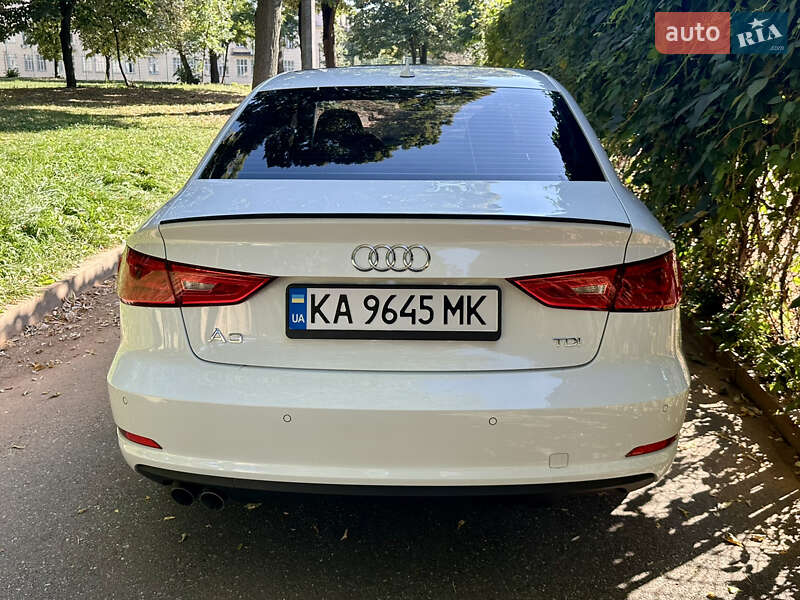 Седан Audi A3 2016 в Києві