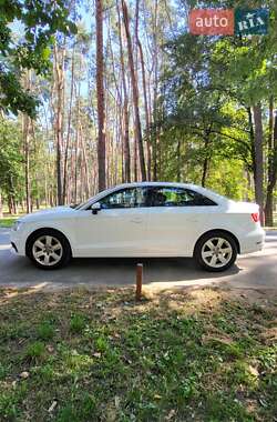 Седан Audi A3 2016 в 