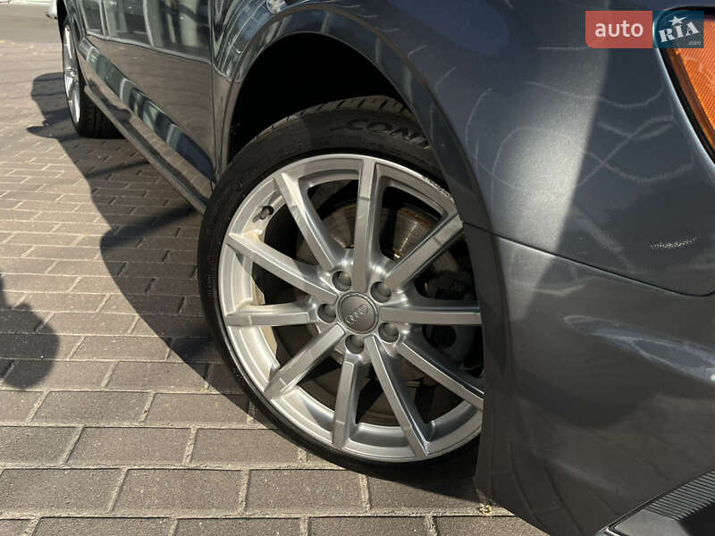 Седан Audi A3 2015 в Ровно