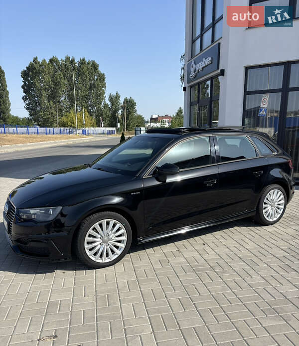 Хэтчбек Audi A3 2016 в Луцке фото 11 Хэтчбек Audi A3 2016 в Луцке