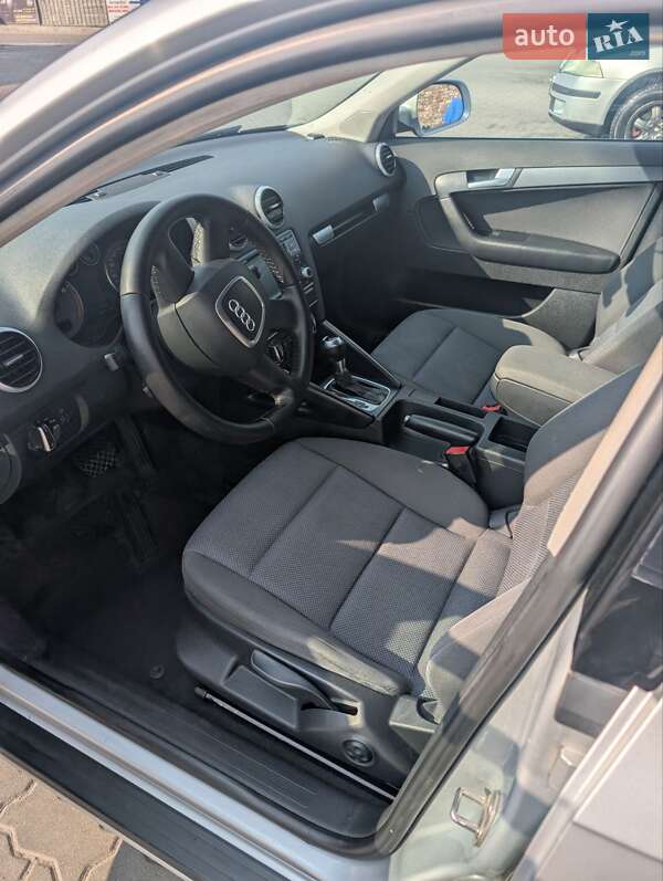 Хэтчбек Audi A3 2011 в Львове фото 20 Хэтчбек Audi A3 2011 в Львове