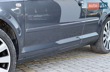 Хетчбек Audi A3 2004 в 