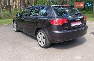 Хэтчбек Audi A3 2005 в 