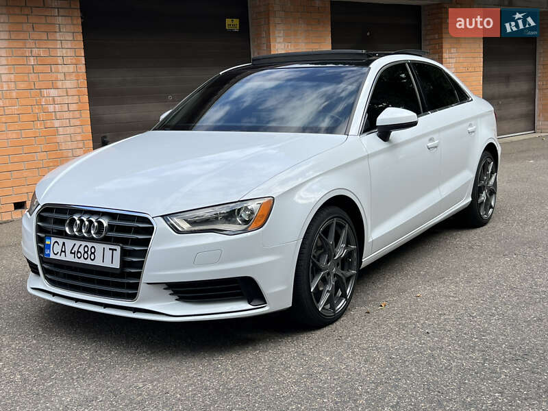 Седан Audi A3 2014 в Смілі