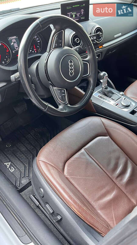 Седан Audi A3 2014 в Львове