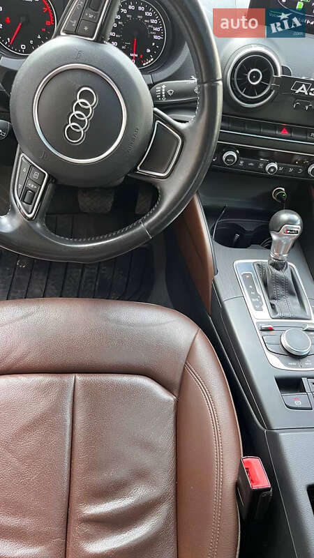 Седан Audi A3 2014 в Львове